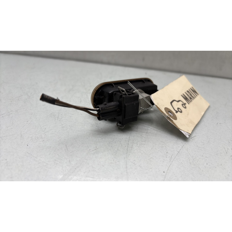 Repetiteur clignotant avant gauche (Feux) VOLKSWAGEN GOLF 3 Photo n°3