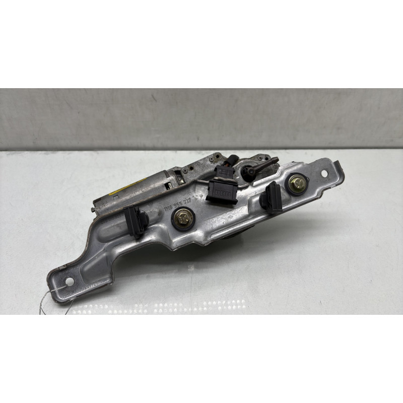 Moteur essuie glace arriere VOLKSWAGEN GOLF 3 Photo n°2