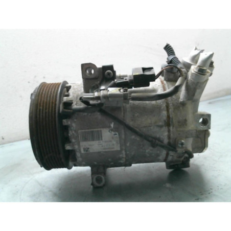 Compresseur clim RENAULT CLIO 4 Photo n°13