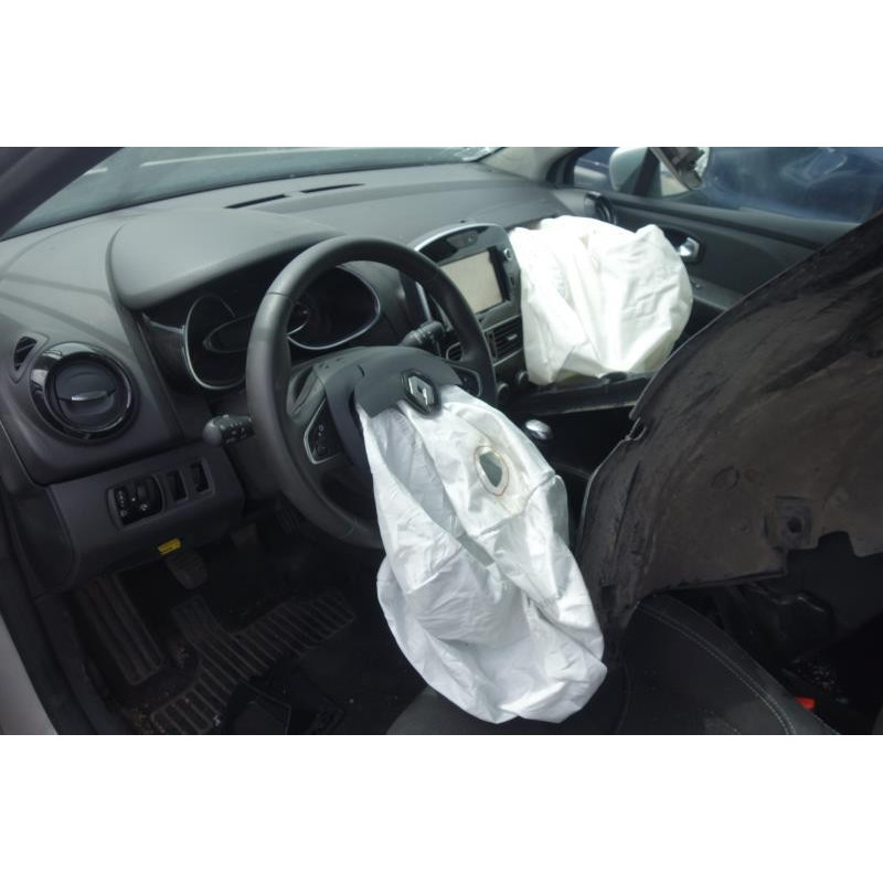Compresseur clim RENAULT CLIO 4 Photo n°16