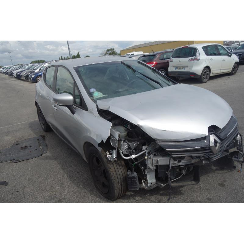 Compresseur clim RENAULT CLIO 4 Photo n°20