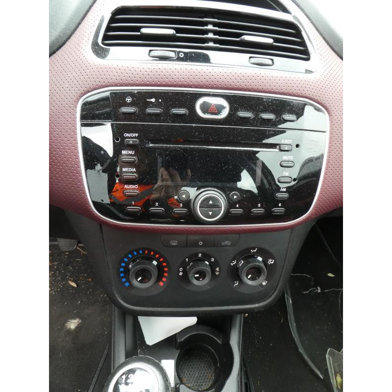 Compresseur clim FIAT PUNTO EVO 3 Photo n°16