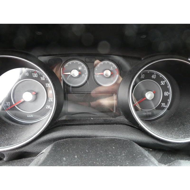 Compresseur clim FIAT PUNTO EVO 3 Photo n°23