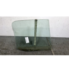 Vitre arriere gauche PEUGEOT 306