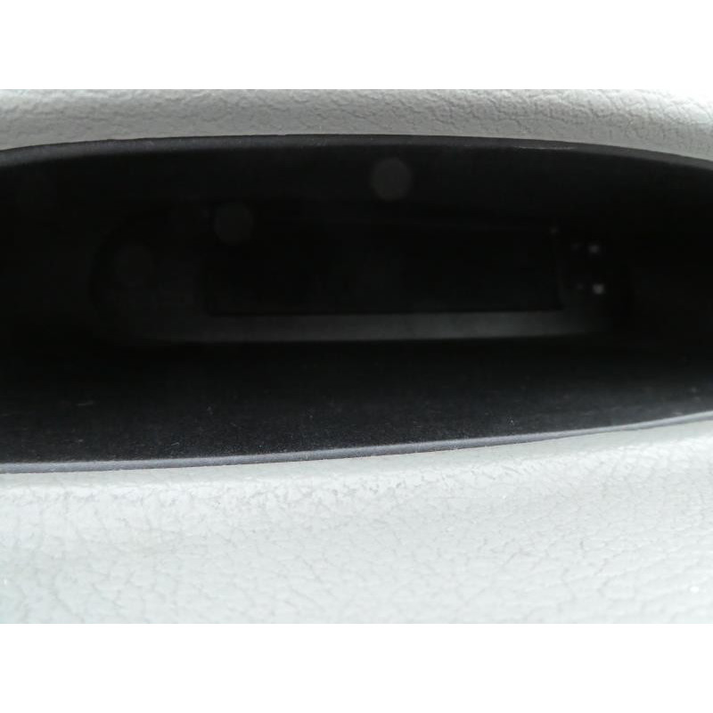 Pare choc arriere RENAULT TWINGO 1 Photo n°16