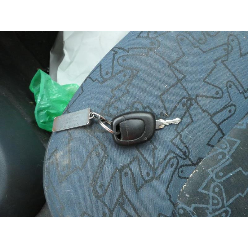 Pare choc arriere RENAULT KANGOO 1 Photo n°12