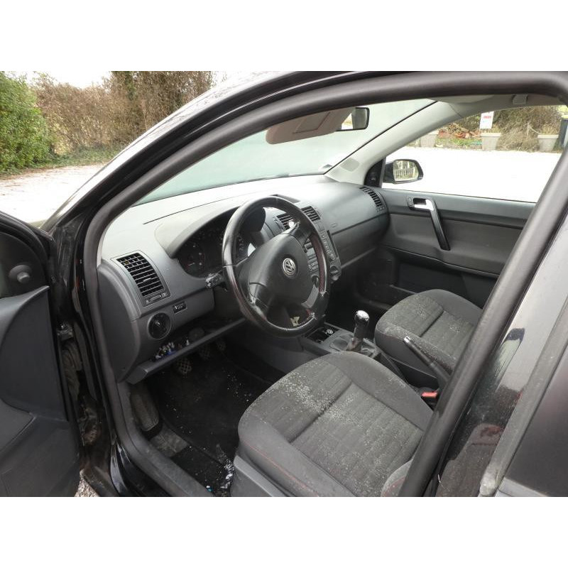 Renfort pare choc arriere (traverse) VOLKSWAGEN POLO 4 Photo n°16