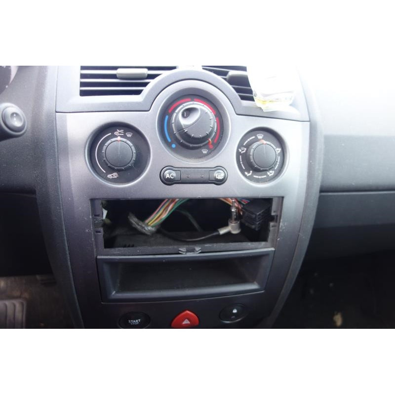 Leve vitre mecanique arriere droit RENAULT MEGANE 2 Photo n°16