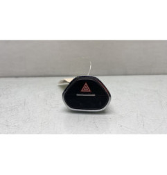 Bouton de warning OPEL CORSA E Photo n°1