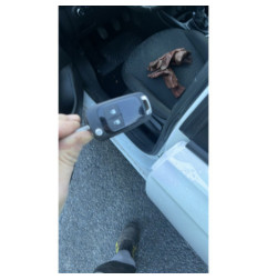 Bouton de warning OPEL CORSA E
