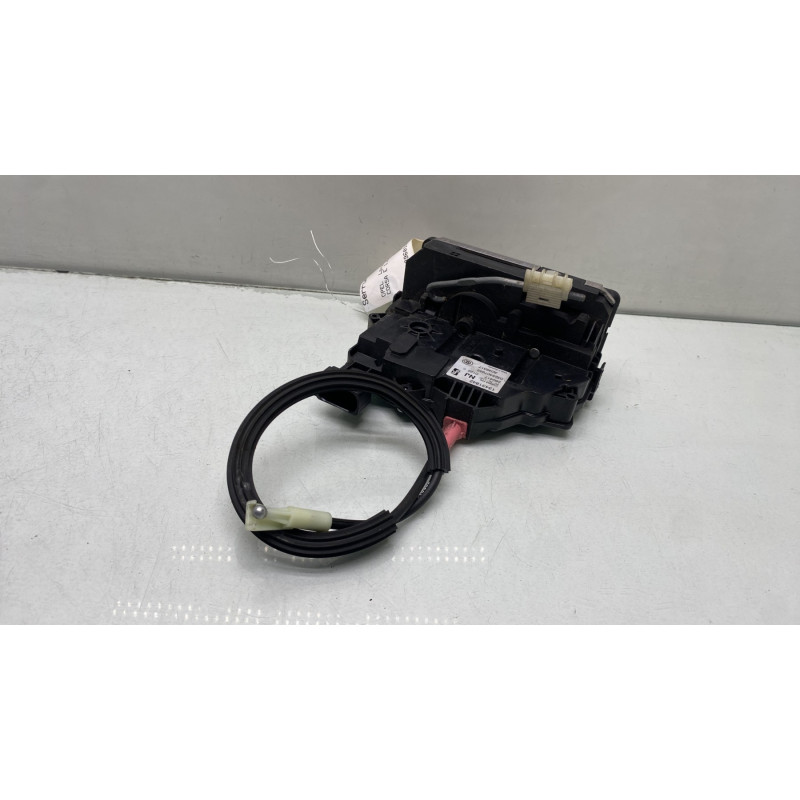 Serrure arriere gauche OPEL CORSA E Photo n°2