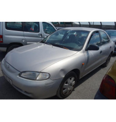 Pare choc arriere HYUNDAI LANTRA 2