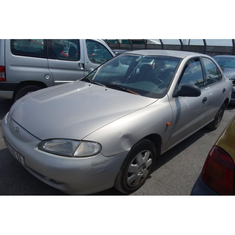 Pare choc arriere HYUNDAI LANTRA 2 Photo n°20