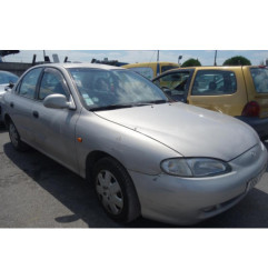 Pare choc arriere HYUNDAI LANTRA 2