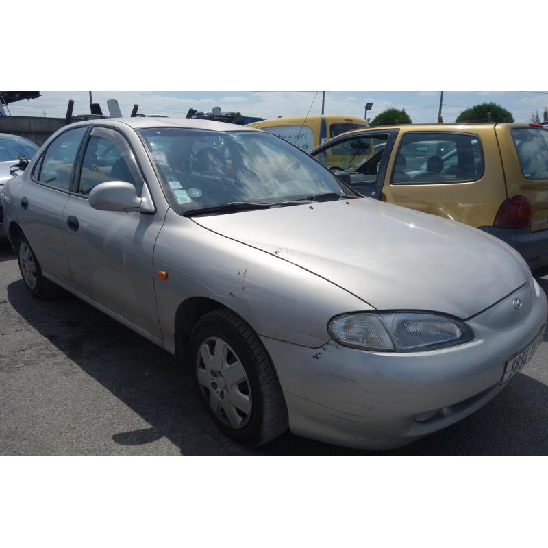Pare choc arriere HYUNDAI LANTRA 2 Photo n°21