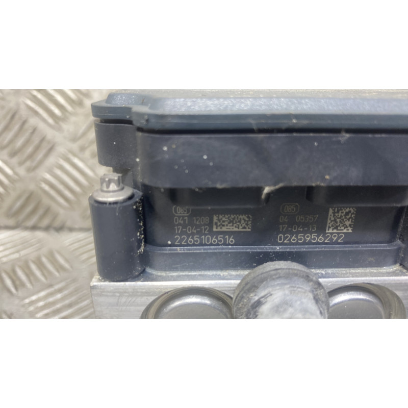 Bloc ABS (freins anti-blocage) OPEL CORSA E Photo n°4