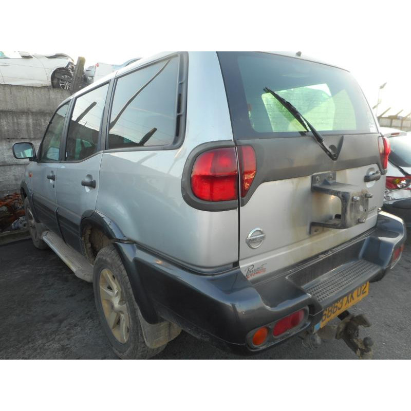 Charniere de capot NISSAN TERRANO 2 Photo n°12