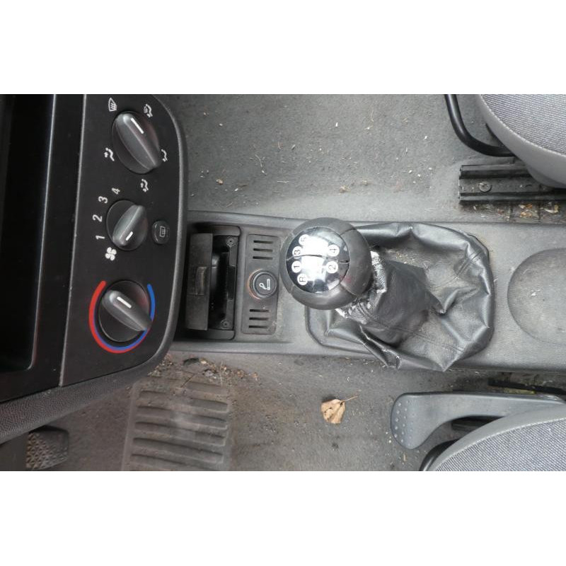 Pare choc arriere OPEL CORSA C Photo n°32
