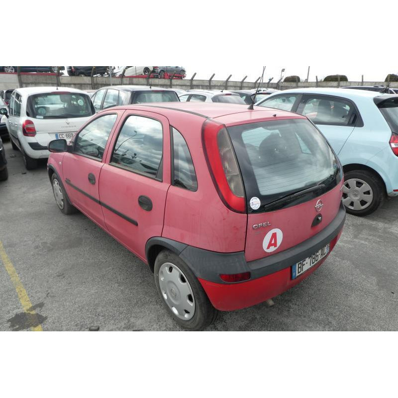 Pare choc arriere OPEL CORSA C Photo n°33