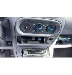 Poignee interieur avant droit RENAULT TWINGO 1