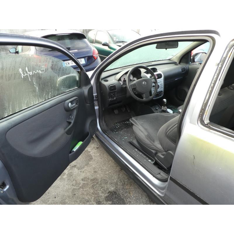 Pare choc arriere OPEL CORSA C Photo n°19