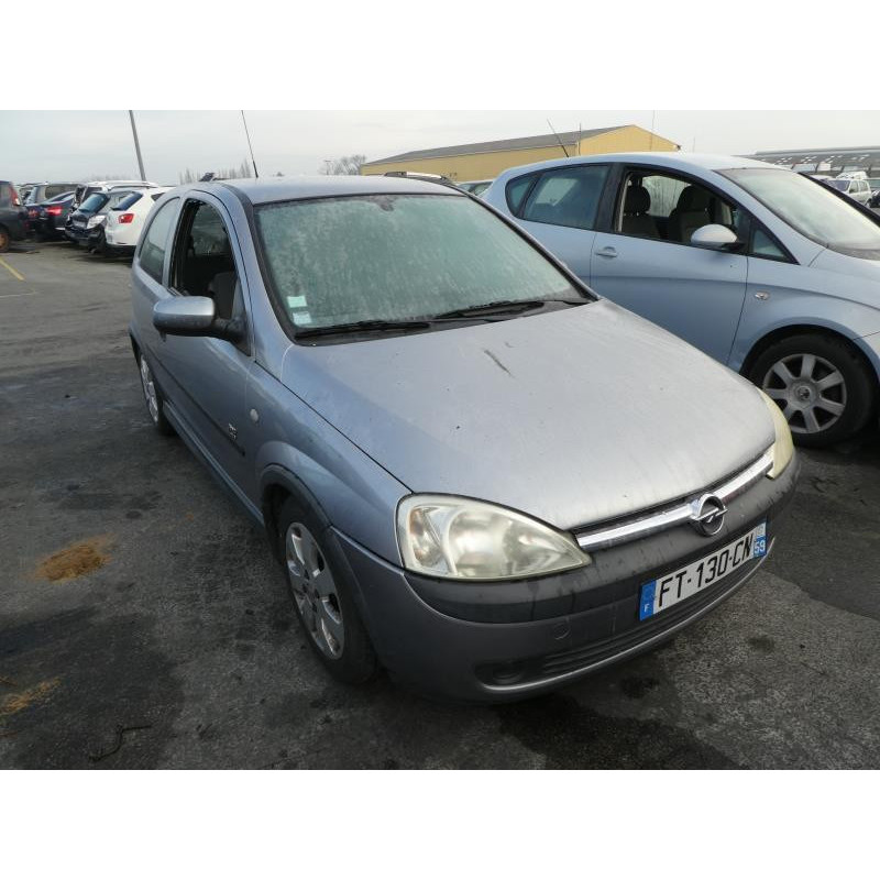 Pare choc arriere OPEL CORSA C Photo n°23