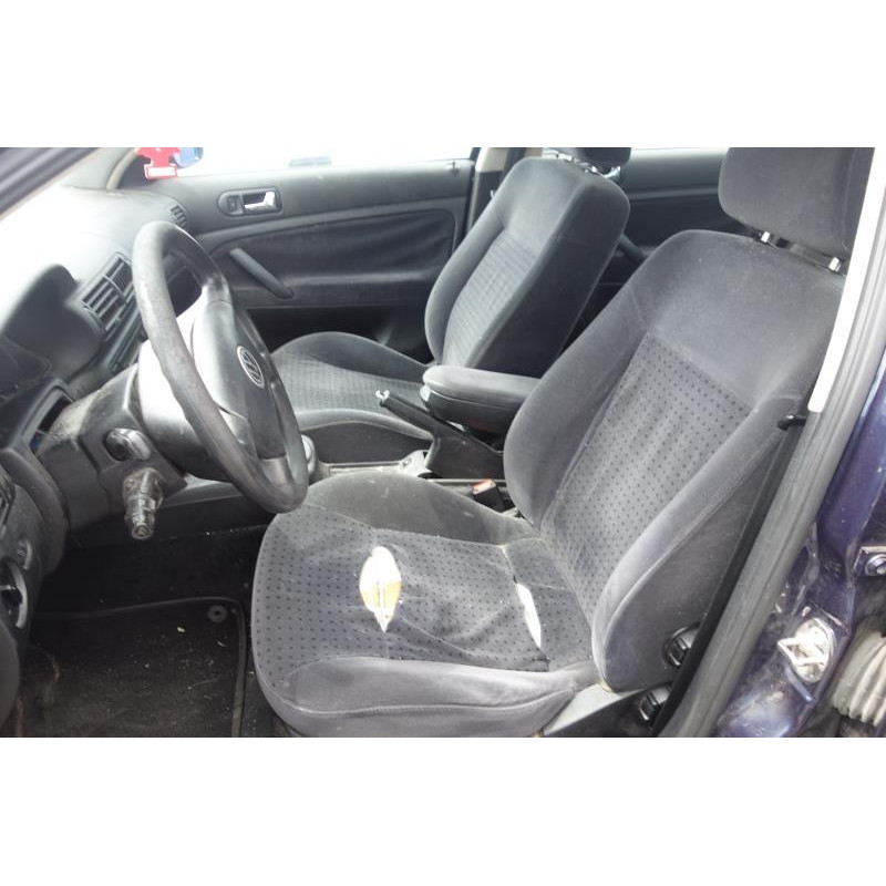 Pare choc arriere VOLKSWAGEN PASSAT 4 Photo n°20
