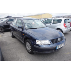 Pare choc arriere VOLKSWAGEN PASSAT 4