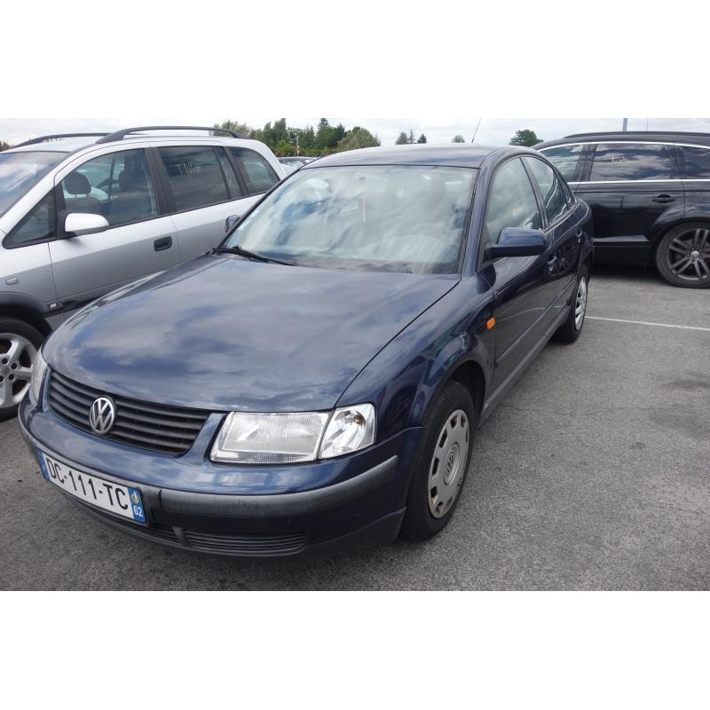 Pare choc arriere VOLKSWAGEN PASSAT 4 Photo n°25