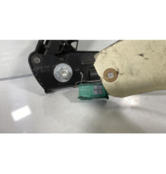 Pretensionneur de ceinture avant droit OPEL ZAFIRA B