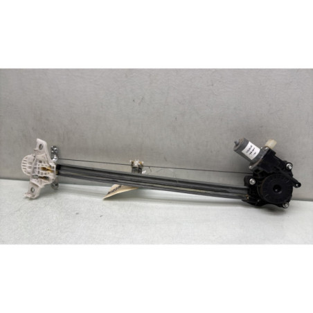 Leve vitre electrique avant droit SUZUKI BALENO 2 Photo n°1