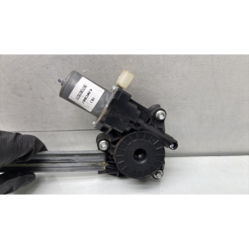 Leve vitre electrique avant droit SUZUKI BALENO 2 Photo n°3