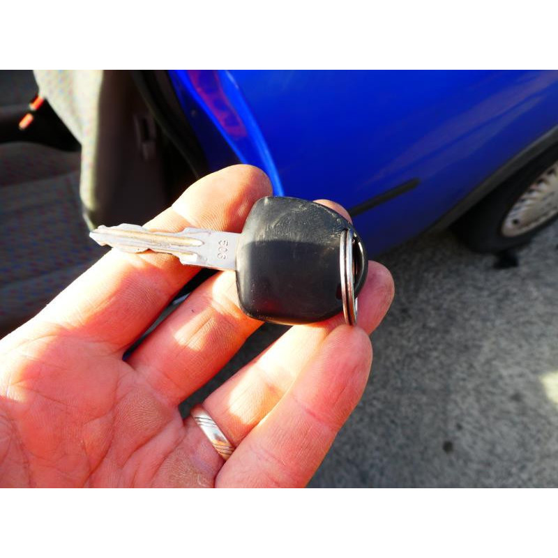 Pare choc arriere OPEL CORSA B Photo n°16