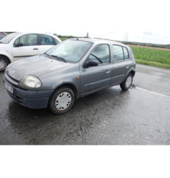 Pare choc arriere RENAULT CLIO 2