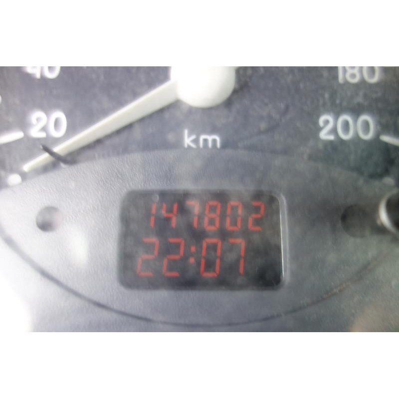 Pare choc arriere RENAULT CLIO 2 Photo n°16