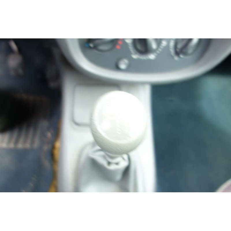 Pare choc arriere RENAULT CLIO 2 Photo n°19