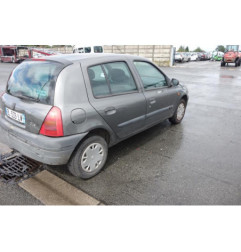 Pare choc arriere RENAULT CLIO 2