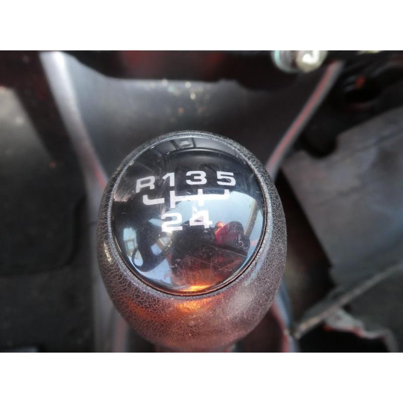 Pare choc arriere VOLKSWAGEN POLO 3 Photo n°14