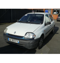Pare choc arriere RENAULT CLIO 2