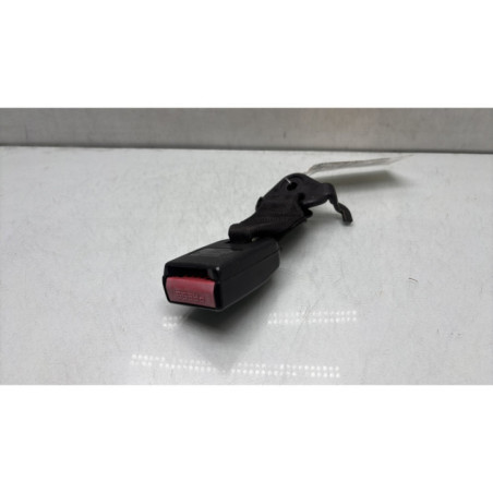 Attache ceinture arriere droit RENAULT SCENIC 3