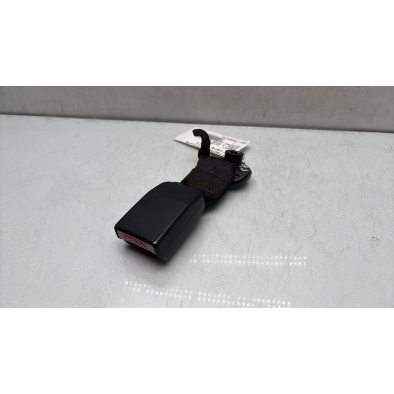 Attache ceinture arriere droit RENAULT SCENIC 3 Photo n°3