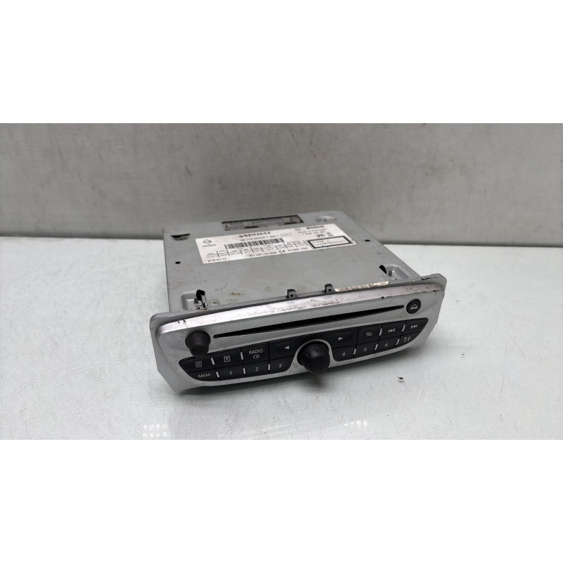 Autoradio d'origine RENAULT SCENIC 3 Photo n°1