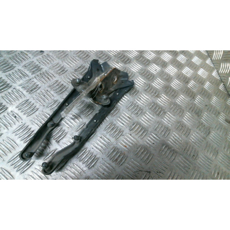 Charniere de capot MERCEDES CLASSE M 163 Photo n°8