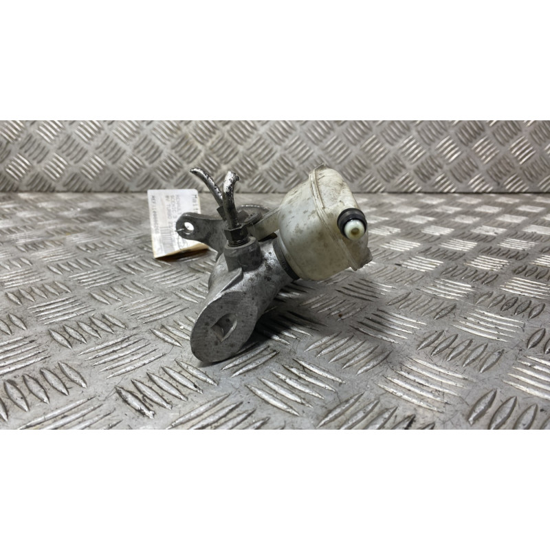 Maitre cylindre (freinage) RENAULT SCENIC 3 Photo n°2