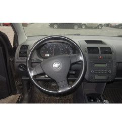 Charniere de capot VOLKSWAGEN POLO 4