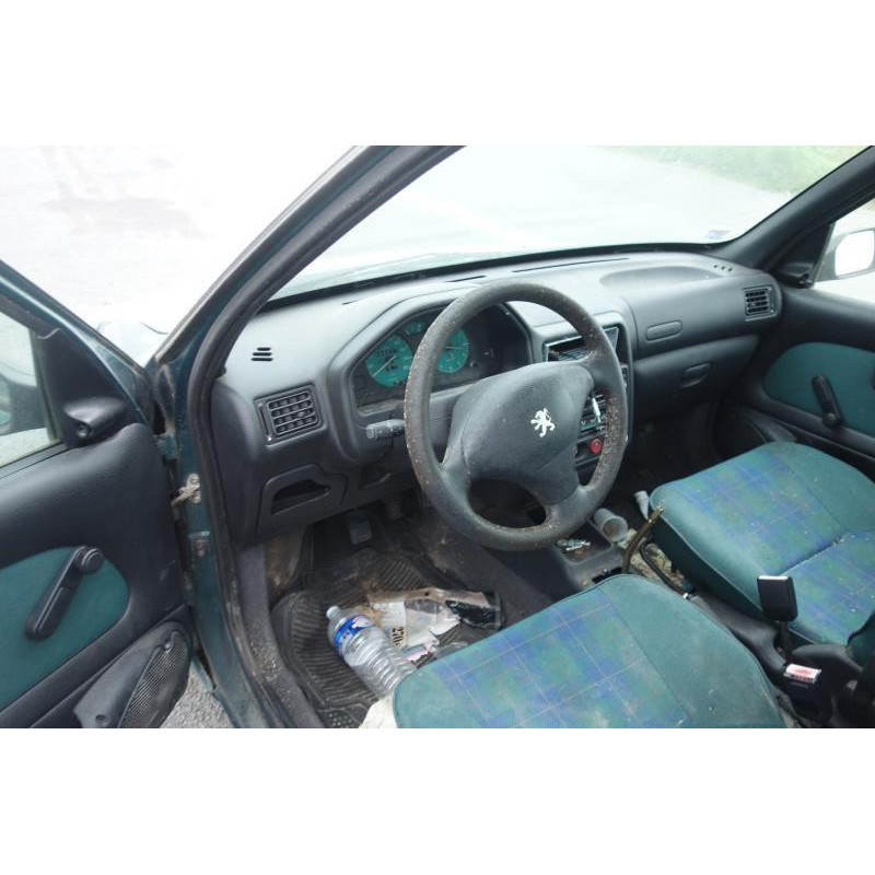 Leve vitre mecanique avant droit PEUGEOT 106 Photo n°16