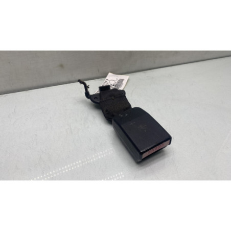 Attache ceinture arriere droit RENAULT GRAND SCENIC 3