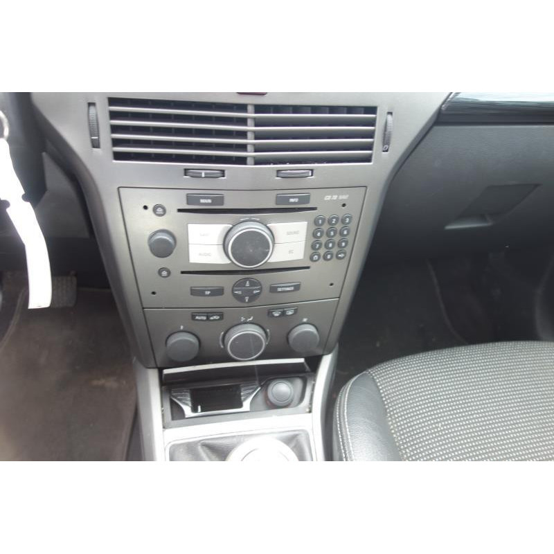 Ceinture avant droit OPEL ASTRA H Photo n°18