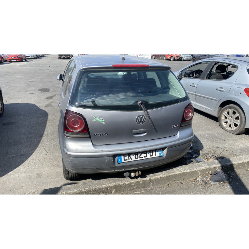 Capot VOLKSWAGEN POLO 4 Photo n°14