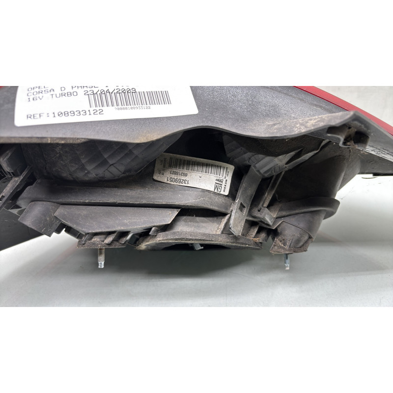Feu arriere principal droit (feux) OPEL CORSA D Photo n°4